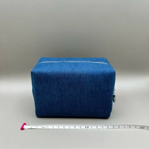 Dior cosmetics pouch - Picture 2 of 2